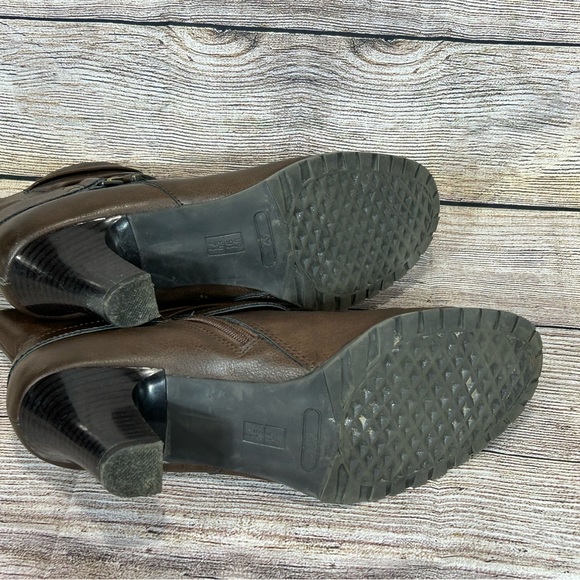 Women’s Brown Ankle Boots by A2. Sz 9.5 - Picture 4 of 5